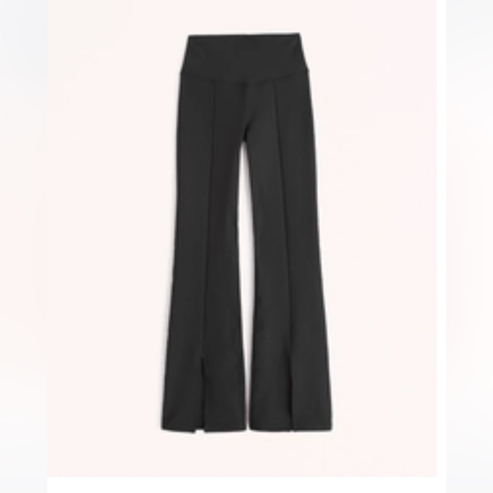 YPB Flared Legging